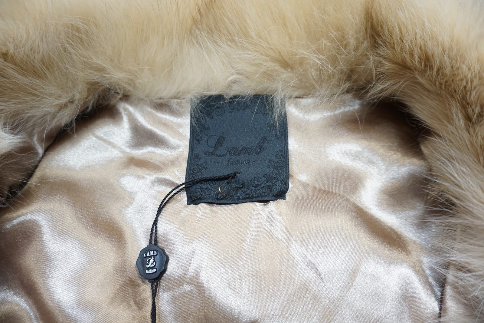 Collar lining