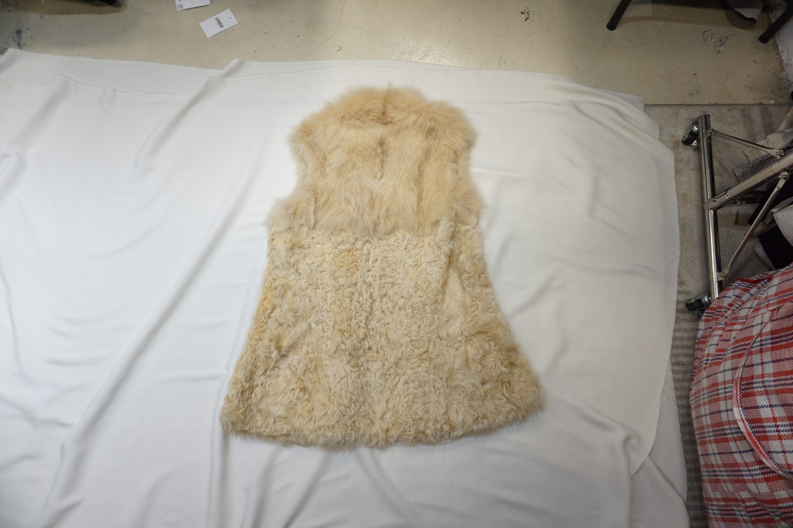 Beige fur vest