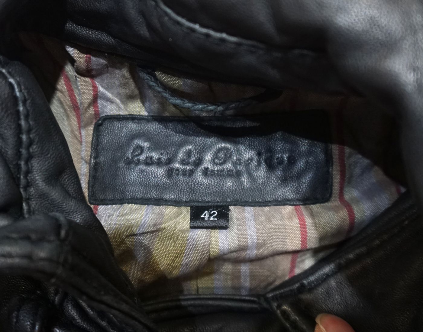 Interior label