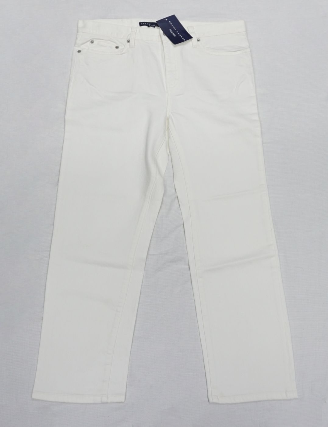 White linen, straight