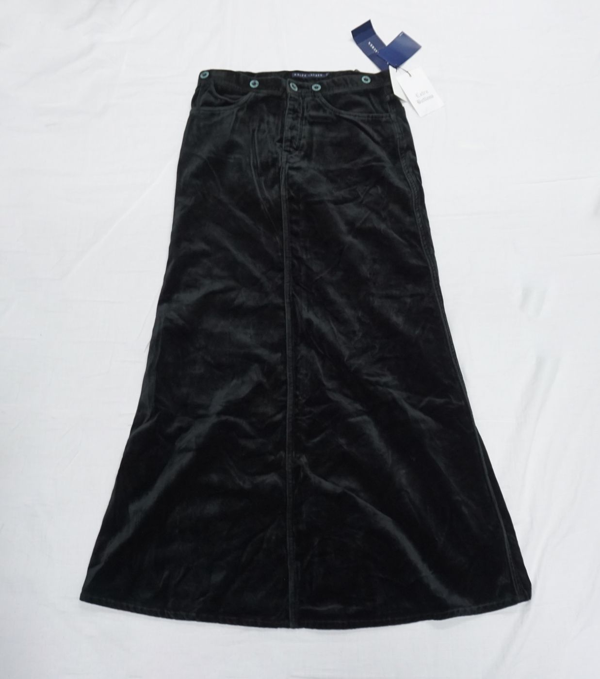 Black velvet skirt — front slit